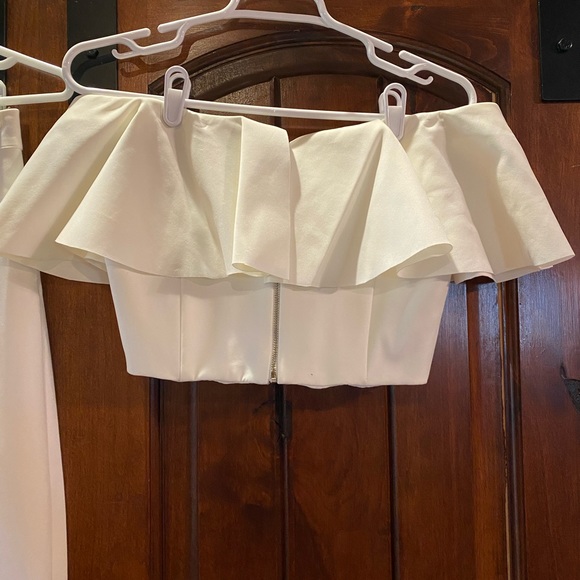 Jovani pants and crop top set size 0/2 - Picture 5 of 10